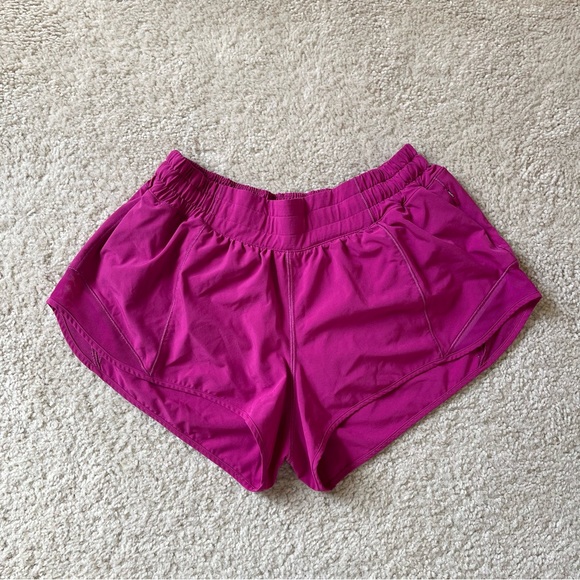 Lululemon Hotty Hot Shorts Ripened Raspberry - Picture 5 of 9
